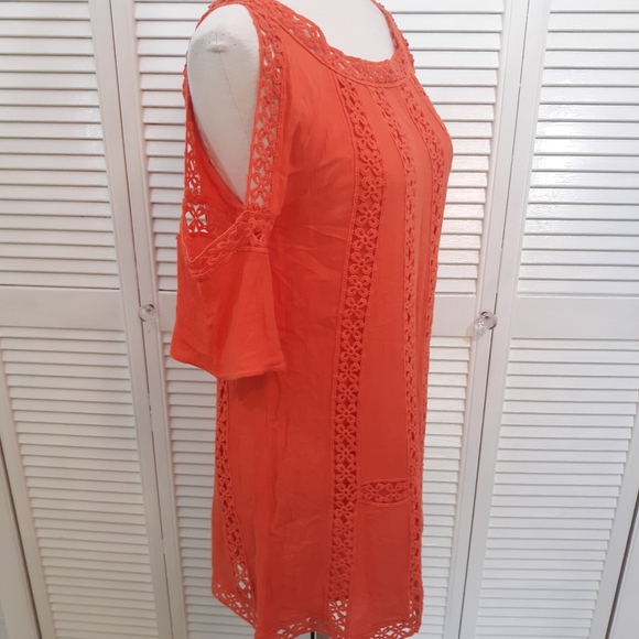 Mika & Gala lace cold shoulder dress small *D - Picture 5 of 5